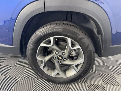 Used 2024 Chevrolet Trax LT FWD image 13