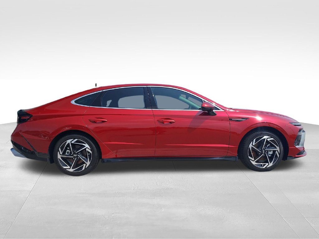 New 2026 Hyundai Sonata SEL FWD image 6