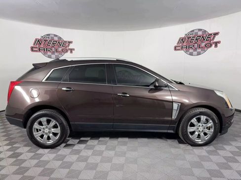 Used 2016 Cadillac SRX Luxury w/ Driver Awareness Package image 8