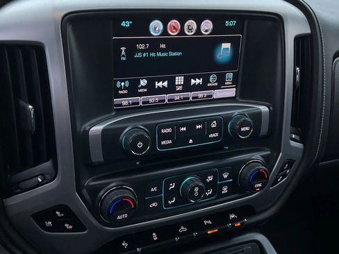 Used 2018 GMC Sierra 1500 SLT image 24