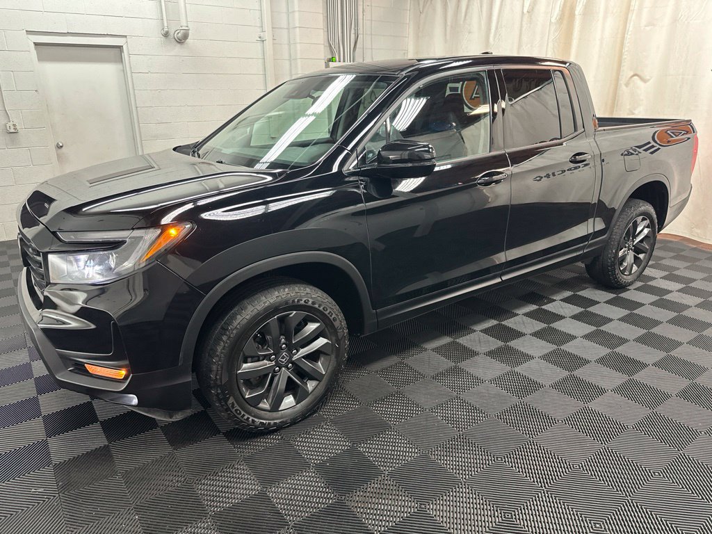 Used 2023 Honda Ridgeline Sport image 5