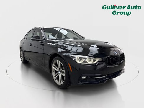 Used 2018 BMW 330i Sedan RWD image 13