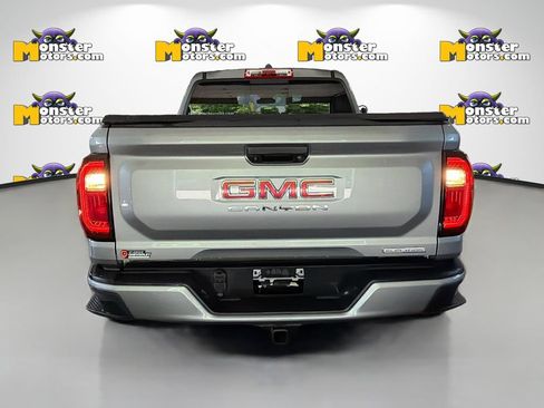 Used 2024 GMC Canyon Elevation w/ Convenience Package AWD/4WD image 5