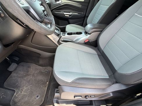 Used 2014 Ford Escape SE w/ Equipment Group 201A FWD image 12