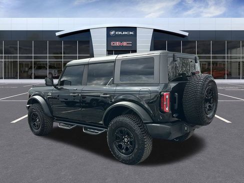 Used 2023 Ford Bronco Wildtrak image 3