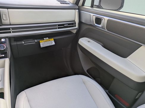 New 2026 Hyundai Santa Fe SE FWD image 17