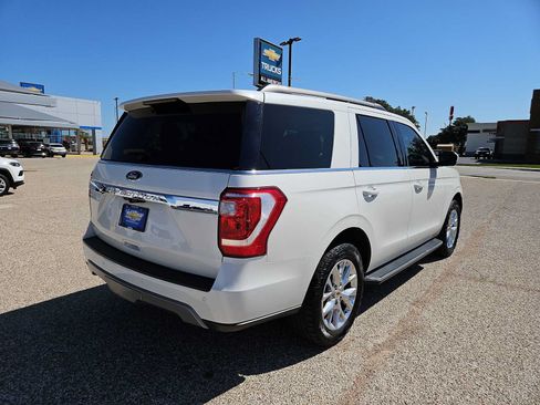 Used 2021 Ford Expedition XLT AWD/4WD image 8