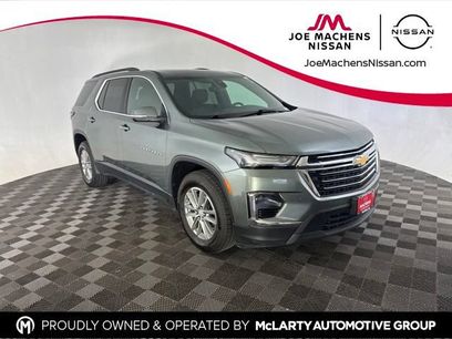 Used 2023 Chevrolet Traverse LT