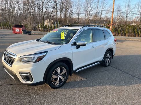 Used 2021 Subaru Forester Touring AWD/4WD image 2