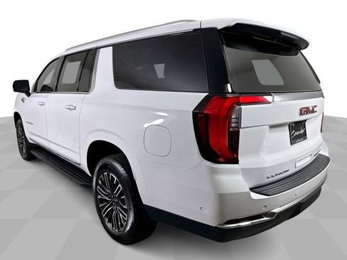New 2026 GMC Yukon XL Elevation w/ Elevation Premium Package AWD/4WD image 6