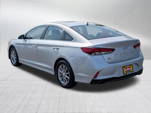 Used 2018 Hyundai Sonata SE FWD image 5