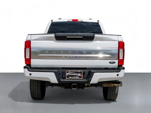 Used 2022 Ford F250 Platinum w/ FX4 Off-Road Package image 8