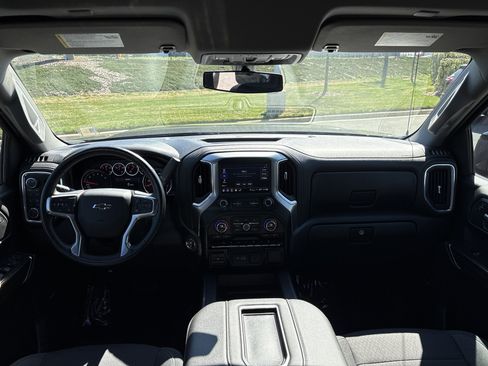 Used 2021 Chevrolet Silverado 1500 LT Trail Boss w/ Convenience Package II image 19