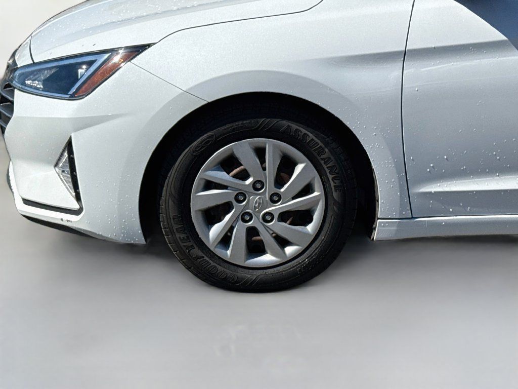 Used 2020 Hyundai Elantra SE w/ Cargo Package (C1) FWD image 32