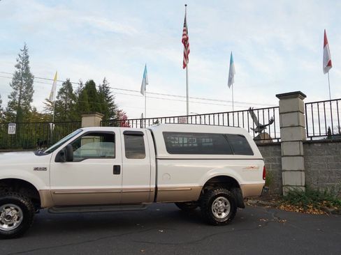 Used 1999 Ford F250 Lariat image 40