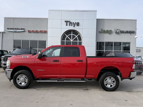 Used 2024 RAM 2500 Big Horn w/ Bed Utility Group image 33