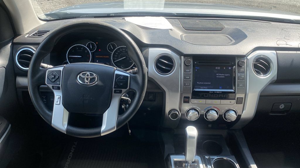 Used 2015 Toyota Tundra SR5 w/ TRD Off Road Package AWD/4WD image 21