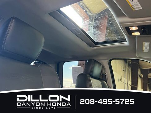 Used 2016 RAM 1500 Laramie w/ Convenience Group AWD/4WD image 16