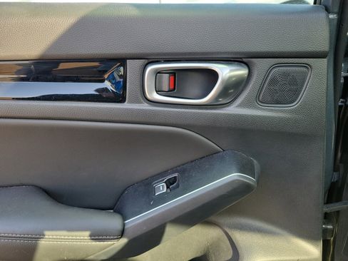 Used 2023 Honda Civic Touring image 13