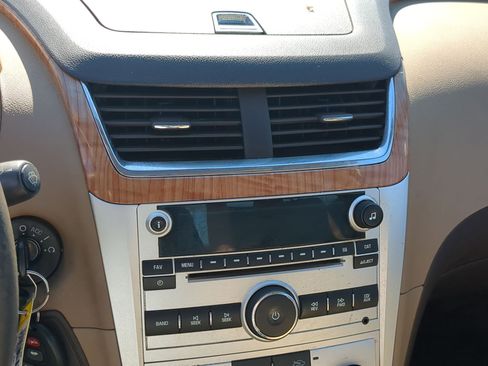 Used 2010 Chevrolet Malibu LT w/ HFV6 Engine Package image 15