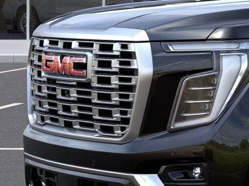 New 2026 GMC Yukon Denali w/ Advanced Technology Package AWD/4WD image 35