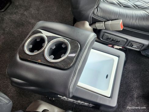 Used 2023 Chevrolet Express 2500 Extended image 53