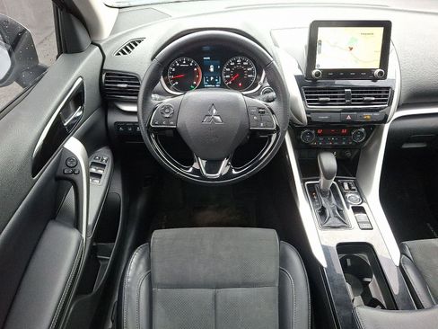 Used 2024 Mitsubishi Eclipse Cross SE image 12