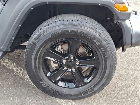 Certified 2022 Jeep Wrangler Unlimited Sport image 9