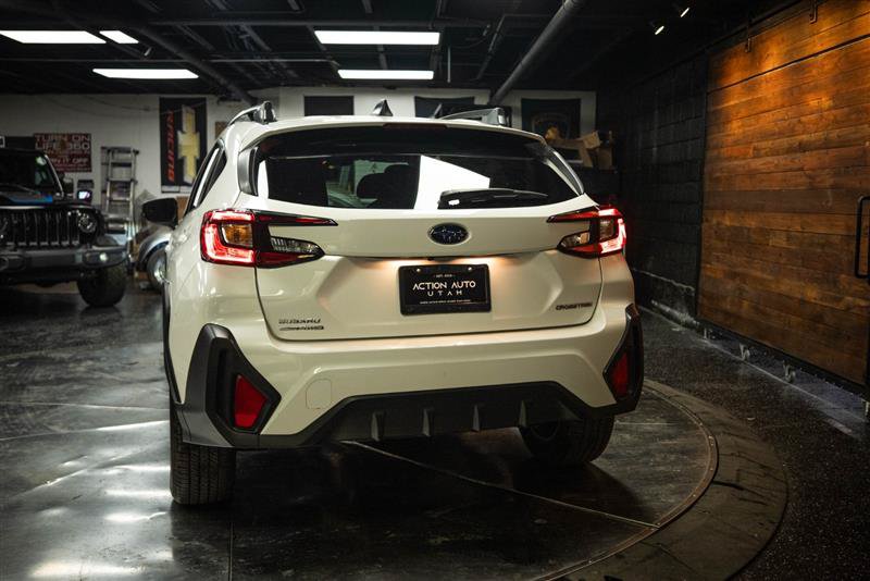 Used 2024 Subaru Crosstrek 2.0i Premium AWD/4WD image 6