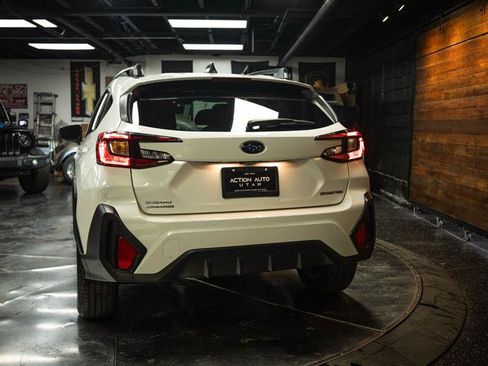 Used 2024 Subaru Crosstrek 2.0i Premium AWD/4WD image 6