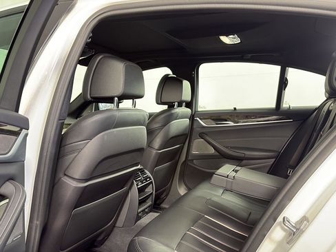 Used 2019 BMW 540i xDrive w/ M Sport Package image 20