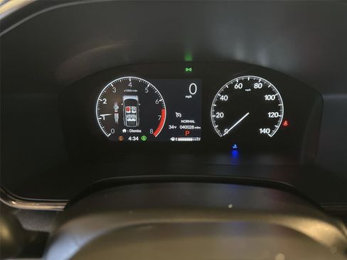 Used 2025 Honda CR-V EX image 10