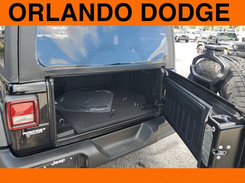 Used 2026 Jeep Wrangler Sport image 6