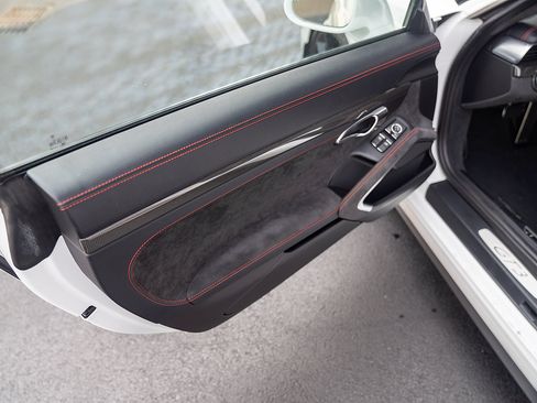 Certified 2015 Porsche 911 GT3 RWD image 14