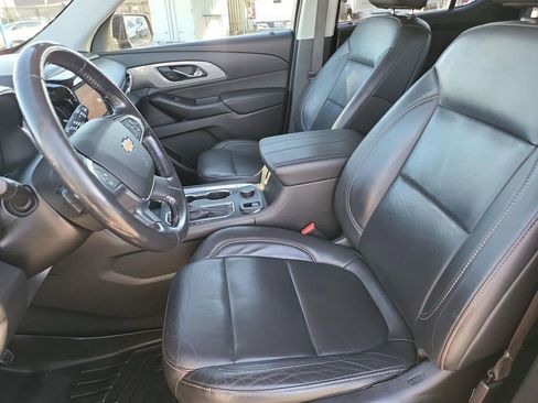 Certified 2020 Chevrolet Traverse LT w/ LT Premium Package image 11
