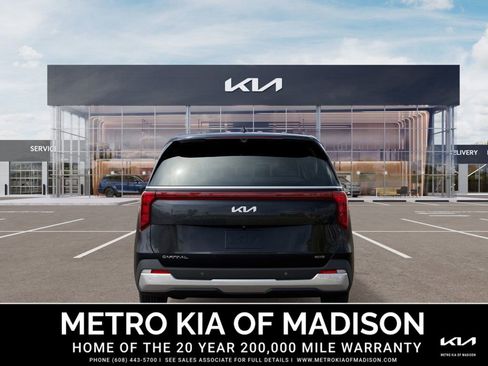 New 2026 Kia Carnival LXS image 5
