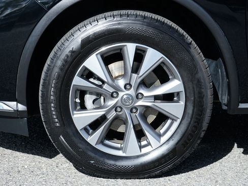 Used 2017 Nissan Murano SV FWD image 35