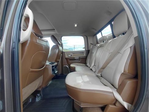 Used 2019 RAM 2500 Laramie image 9