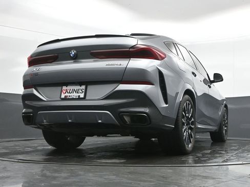 Used 2024 BMW X6 xDrive40i w/ Premium Package image 43