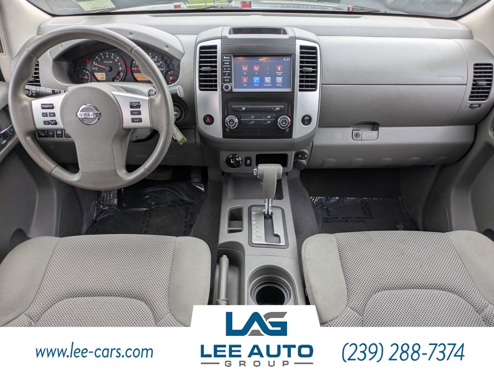 Used 2019 Nissan Frontier SV AWD/4WD image 12