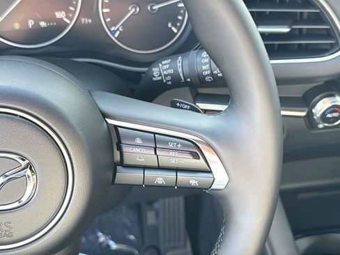 New 2026 MAZDA MAZDA3 Hatchback w/Premium Plus Pkg image 13