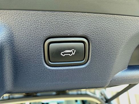 Used 2022 Hyundai Palisade Limited image 31