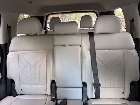 Used 2025 Hyundai Santa Fe SEL image 38