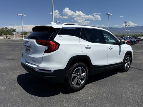 Used 2020 GMC Terrain SLT image 5