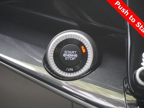 Used 2023 Jeep Wagoneer 4WD w/ Premium Group I image 20