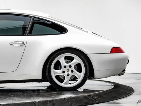 Used 1996 Porsche 911 GT3 RS image 13