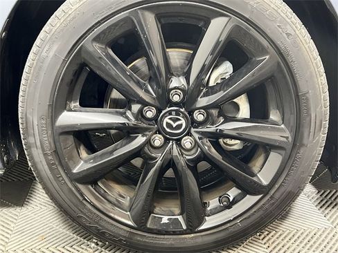 Used 2023 MAZDA MAZDA3 s image 17