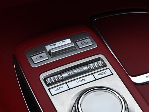 Used 2024 Genesis GV70 3.5T Sport w/ Sport Prestige Package image 19