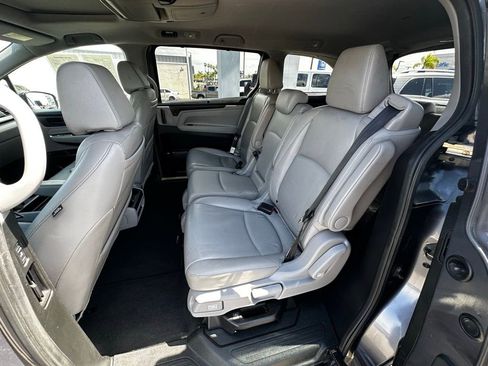 Used 2019 Honda Odyssey Touring image 16