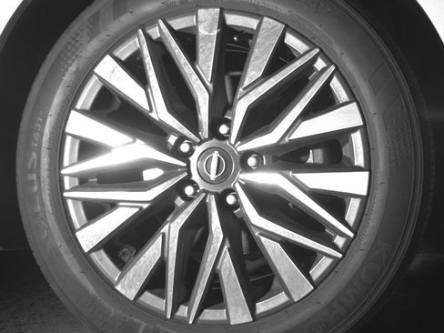 Used 2025 Nissan Altima 2.5 SV FWD image 13